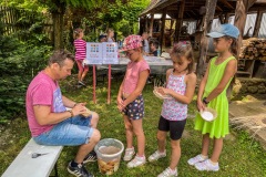 5736F1D9-F041-4B38-8ED6-0D3526969A27