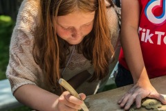 8B404215-B6A2-48AB-94D0-F78749557F22