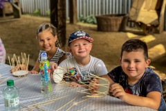 A1EAFC32-47A7-4760-A556-CFE495837769