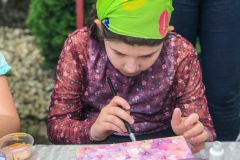 E7F27B84-48AA-4D88-8A0E-871BB6928635