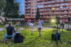 9F8E526A-B5A9-4948-9DBC-4047A0D9C683