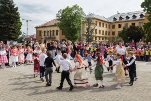 Stavanie mája 2.5.2016