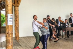 F7CDEF40-3A12-4E80-9C6A-9110E99EC96D