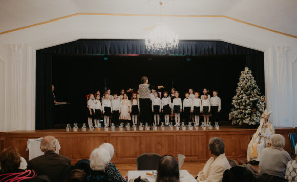 VIANOČNÝ VEČIEROK A OSLAVA JUBILANTOV 7.12.2023