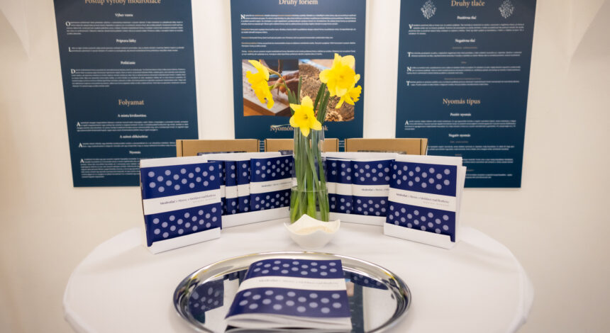 KRST KNIHY- MODROTLAČ V ABOVE, V MOLDAVE NAD BODVOU